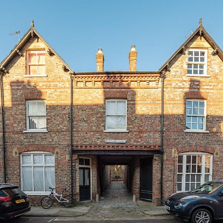 The Old Coach House Daire York Dış mekan fotoğraf
